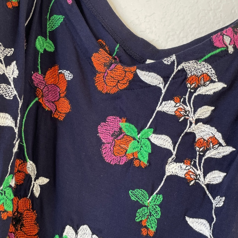 Anthropologie Navy Floral Camisole Size M - Picture 4 of 8